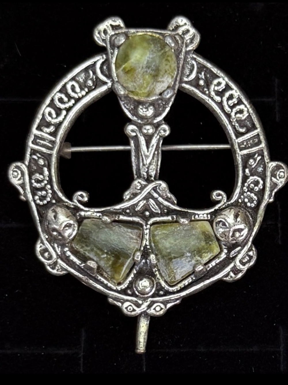 Ornate Green Accent Brooch Pendant Convertible Old World Statement Jewelry